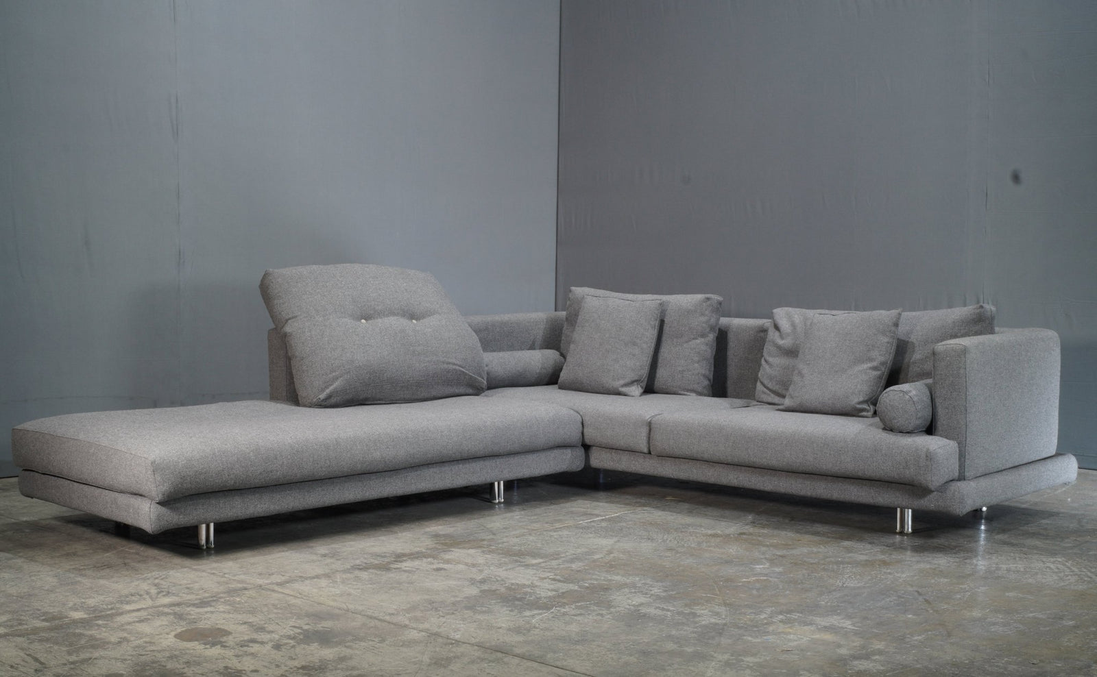 Il Loft Mercury Line Modular Grey Sofa by Giorgio Saporiti @ REHAUS