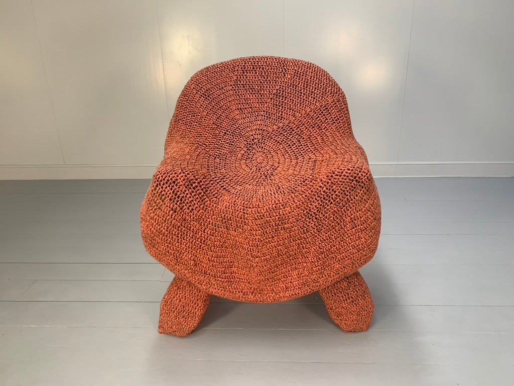 Jordyn Rachel Gardiner Udder Armchair & Stool - In Crochet Cotton Yarn @ REHAUS