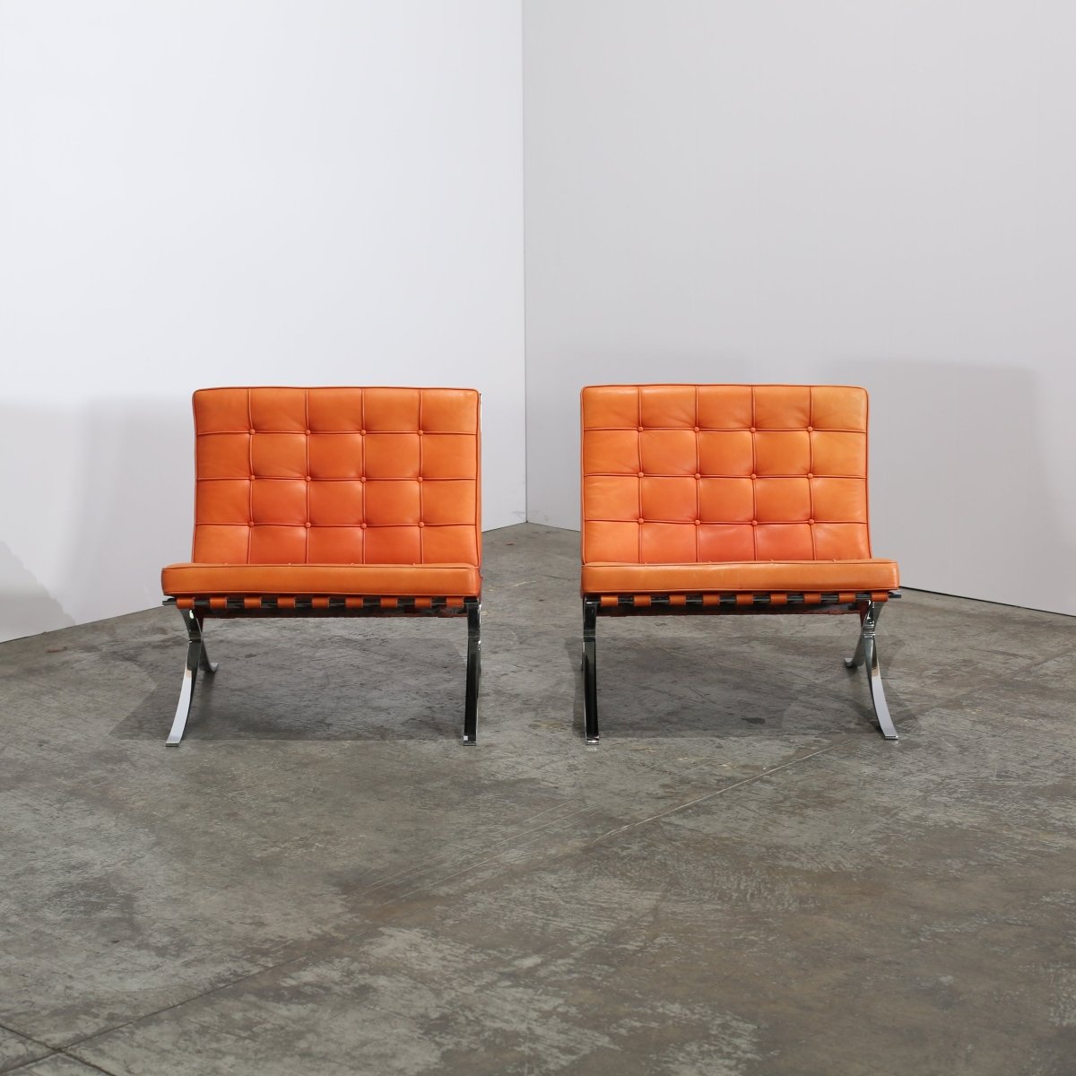 Knoll Barcelona Chair by Mies van der Rohe @ REHAUS