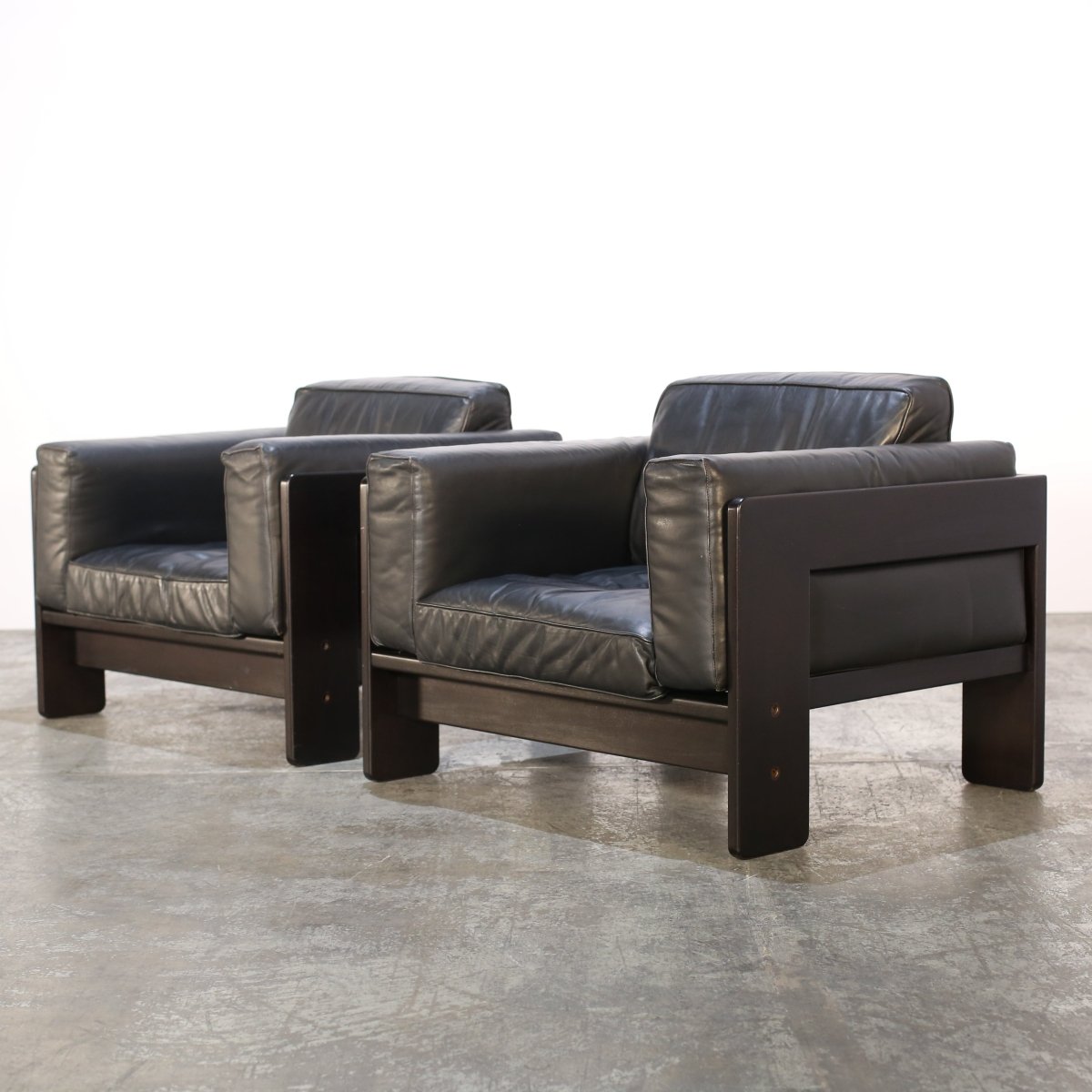 Knoll Bastiano Lounge Chair by Tobia Scarpa @ REHAUS