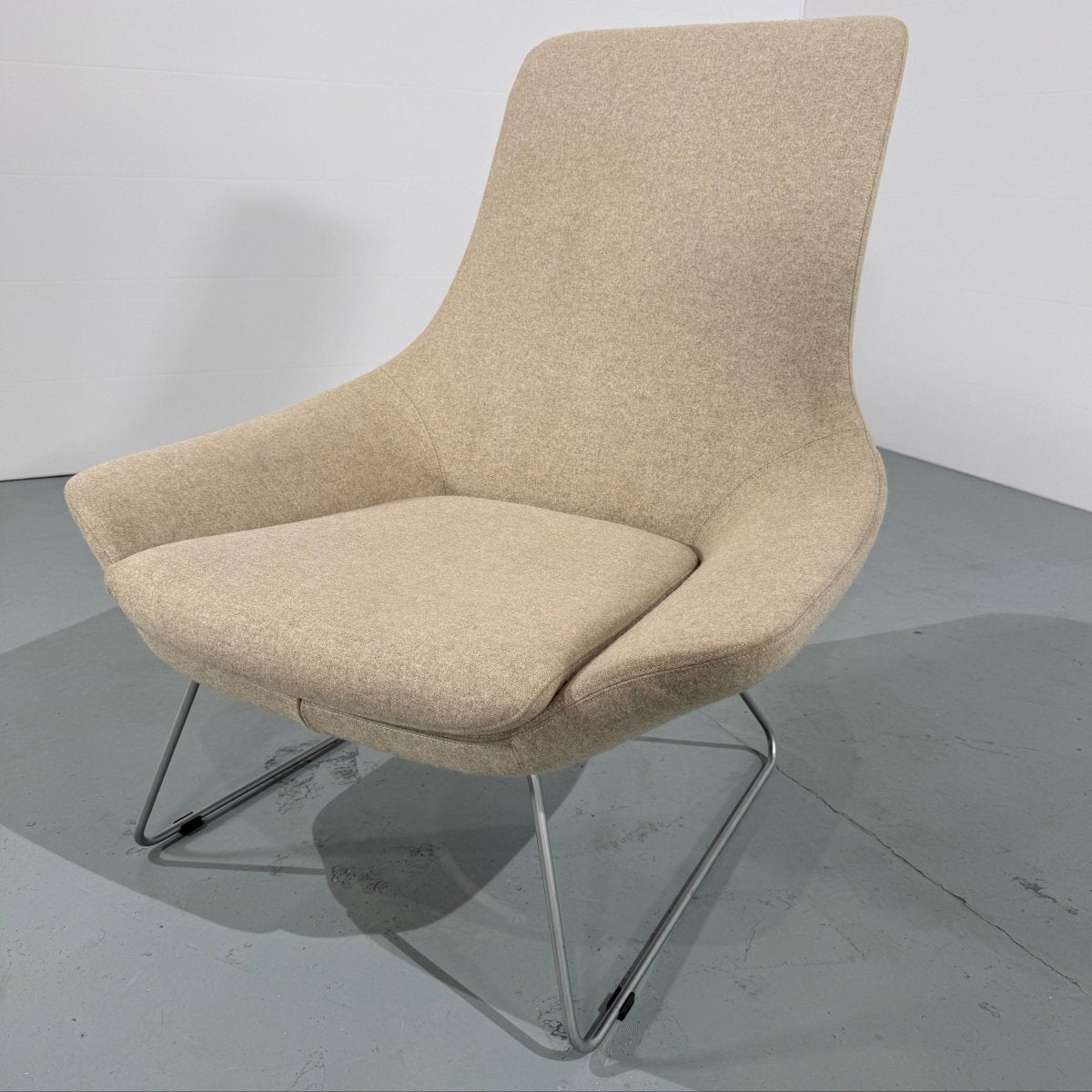 Knoll Flow Armchair by Walter Knoll @ REHAUS
