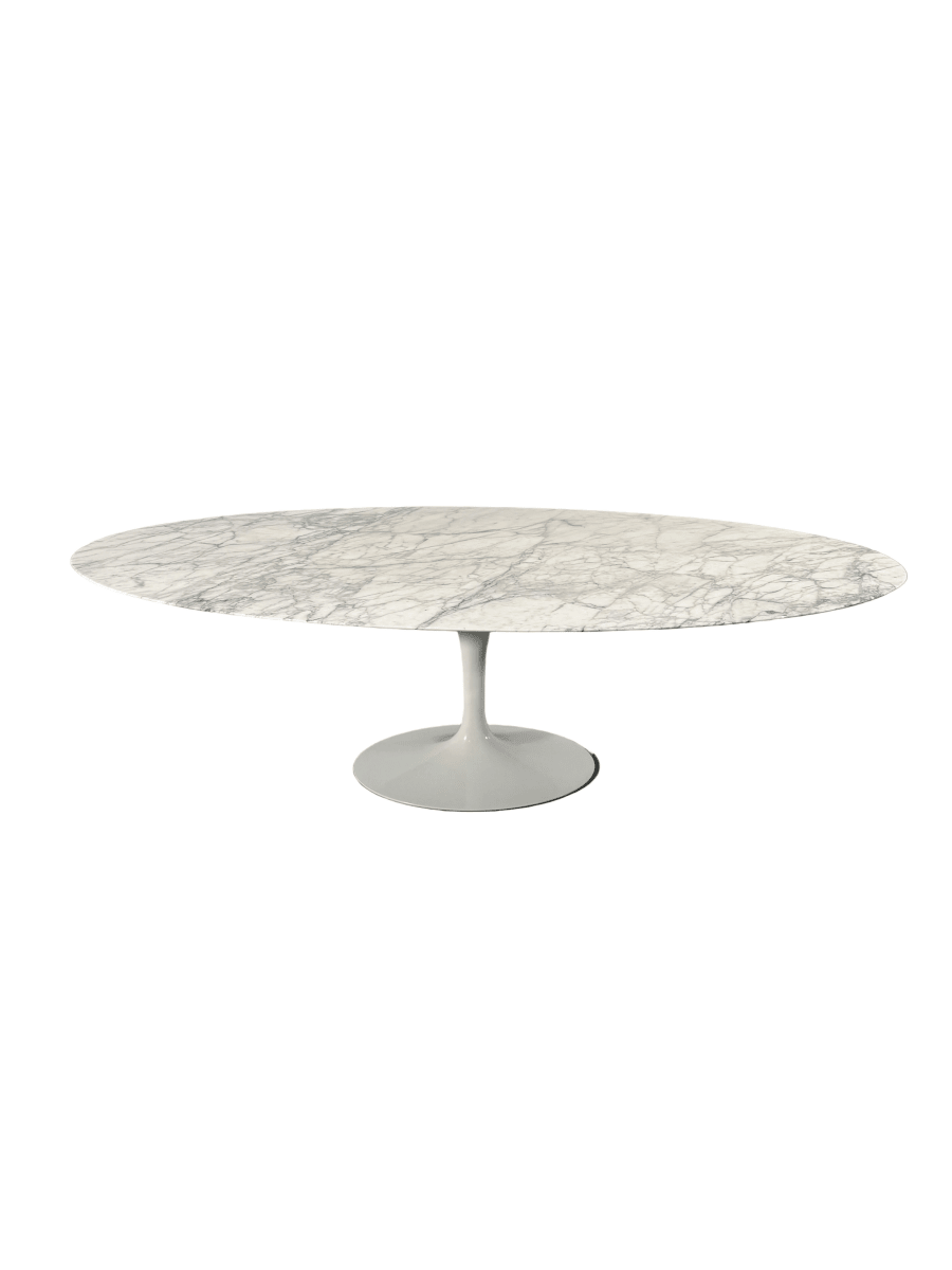 Knoll Saarinen Oval Tulip Dining Table @ REHAUS