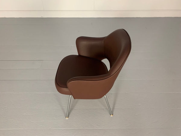 Knoll Studio Saarinen Executive Armchair - In Volo Brown Leather @ REHAUS