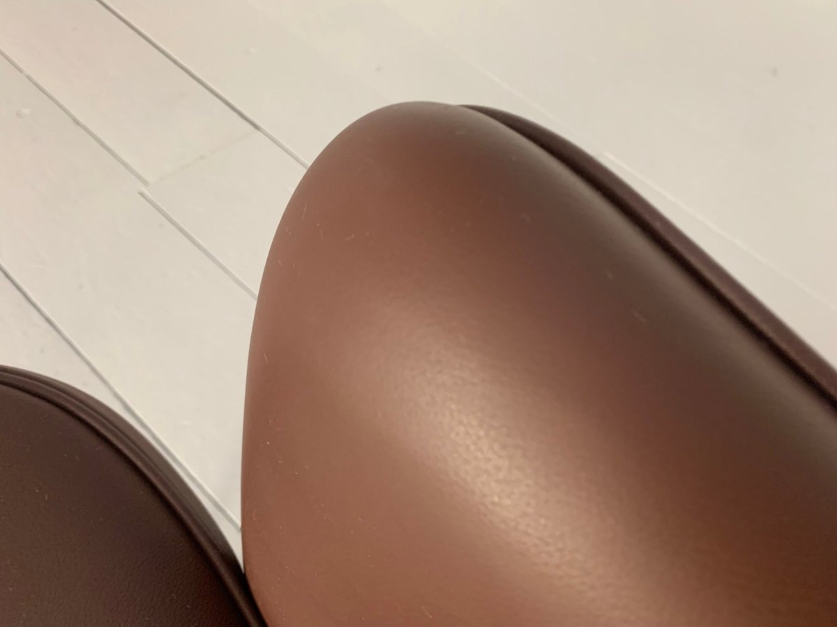 Knoll Studio Saarinen Executive Armchair - In Volo Brown Leather @ REHAUS