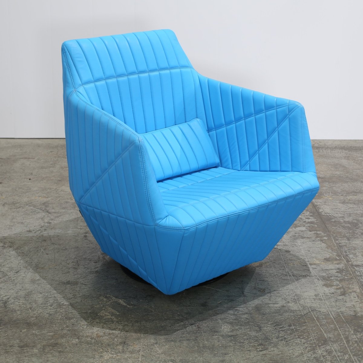 Ligne Roset Blue Facett Armchair by R. & E. Bouroullec @ REHAUS