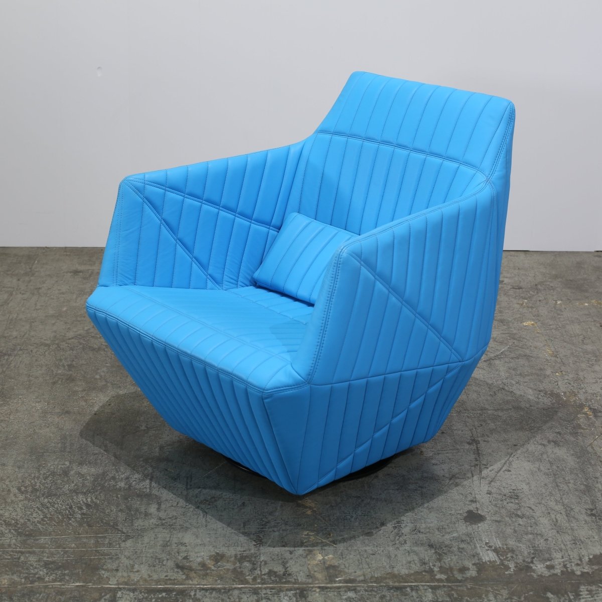 Ligne Roset Blue Facett Armchair by R. & E. Bouroullec @ REHAUS