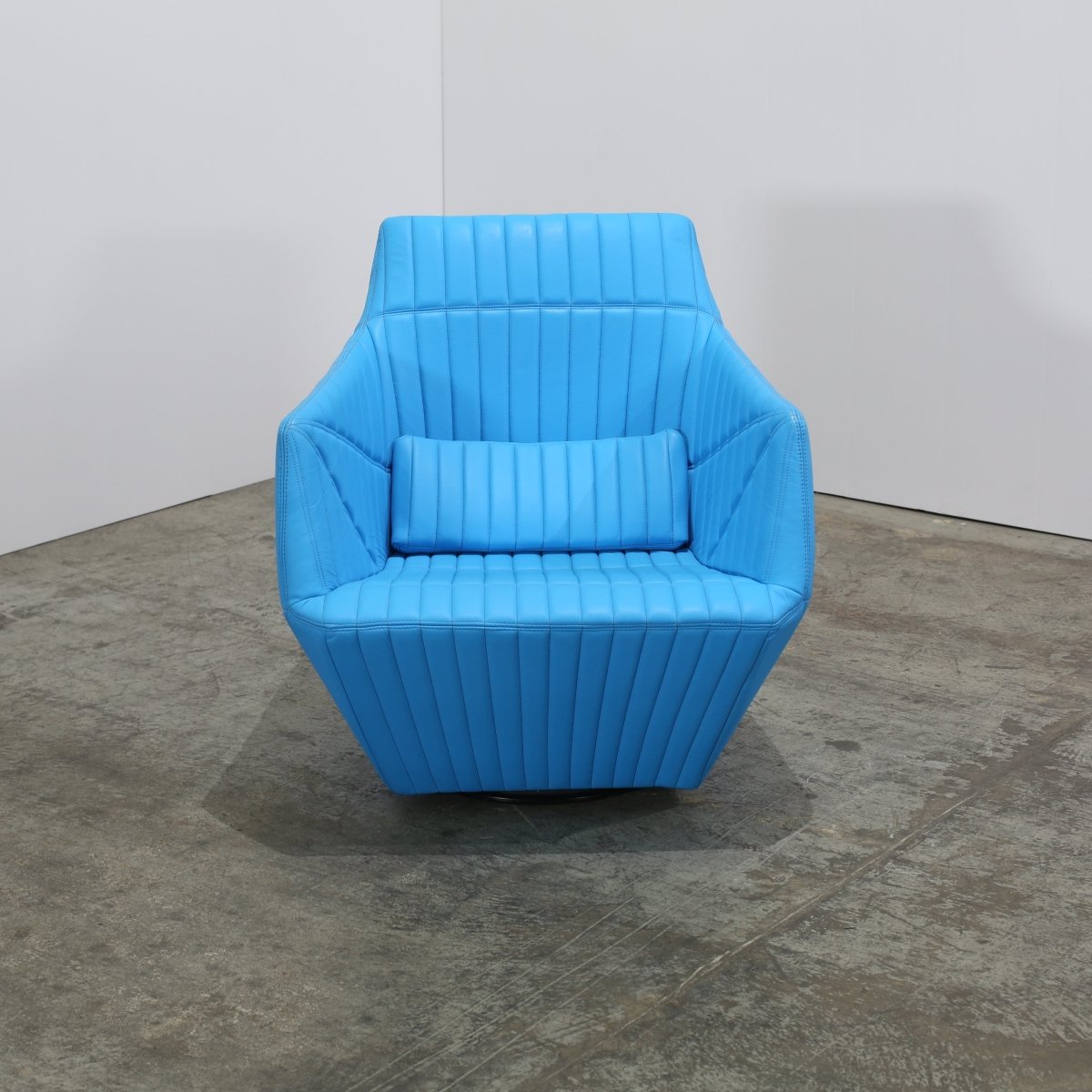 Ligne Roset Blue Facett Armchair by R. & E. Bouroullec @ REHAUS