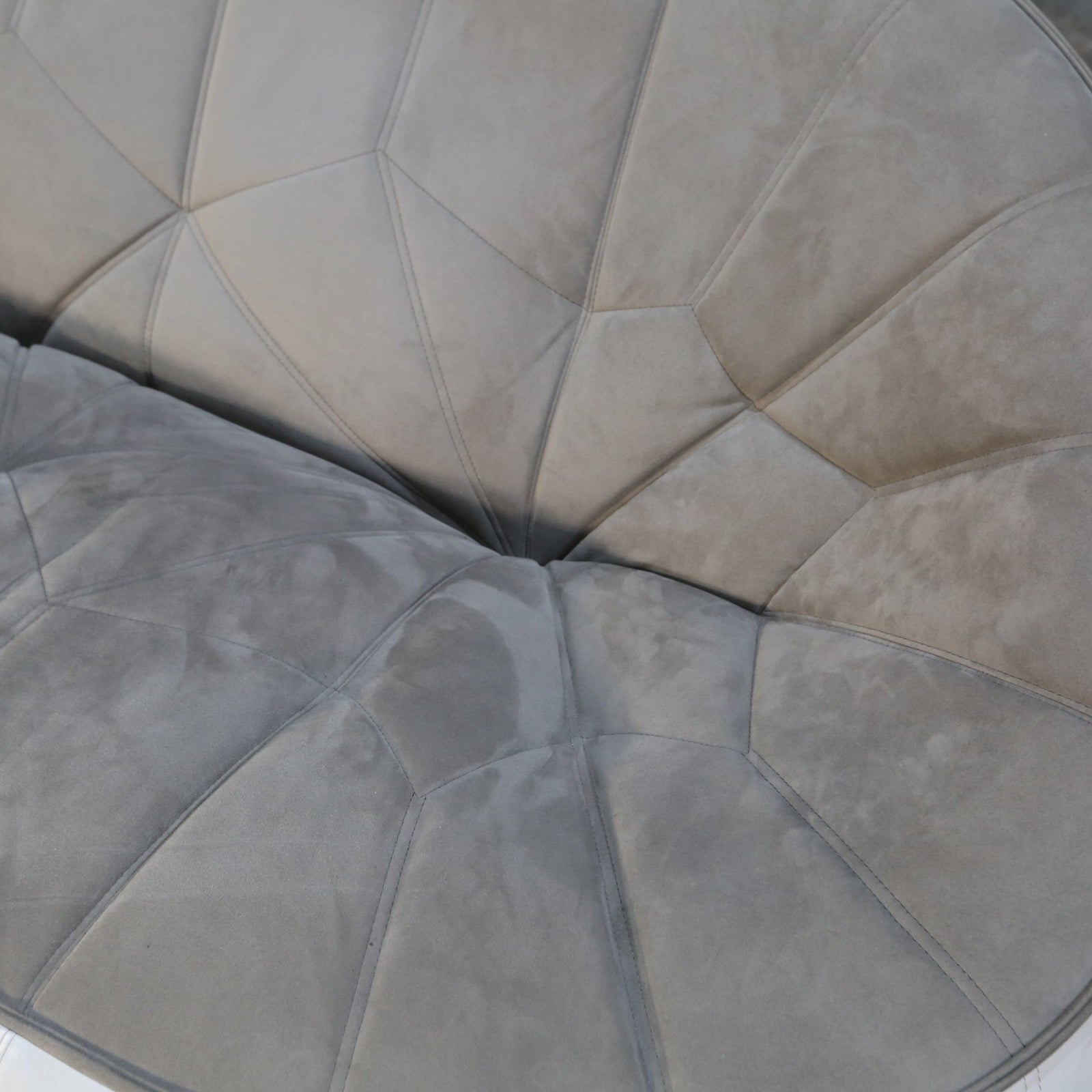 Ligne Roset Ottoman Settee by Noé Duchaufour - Lawrance @ REHAUS