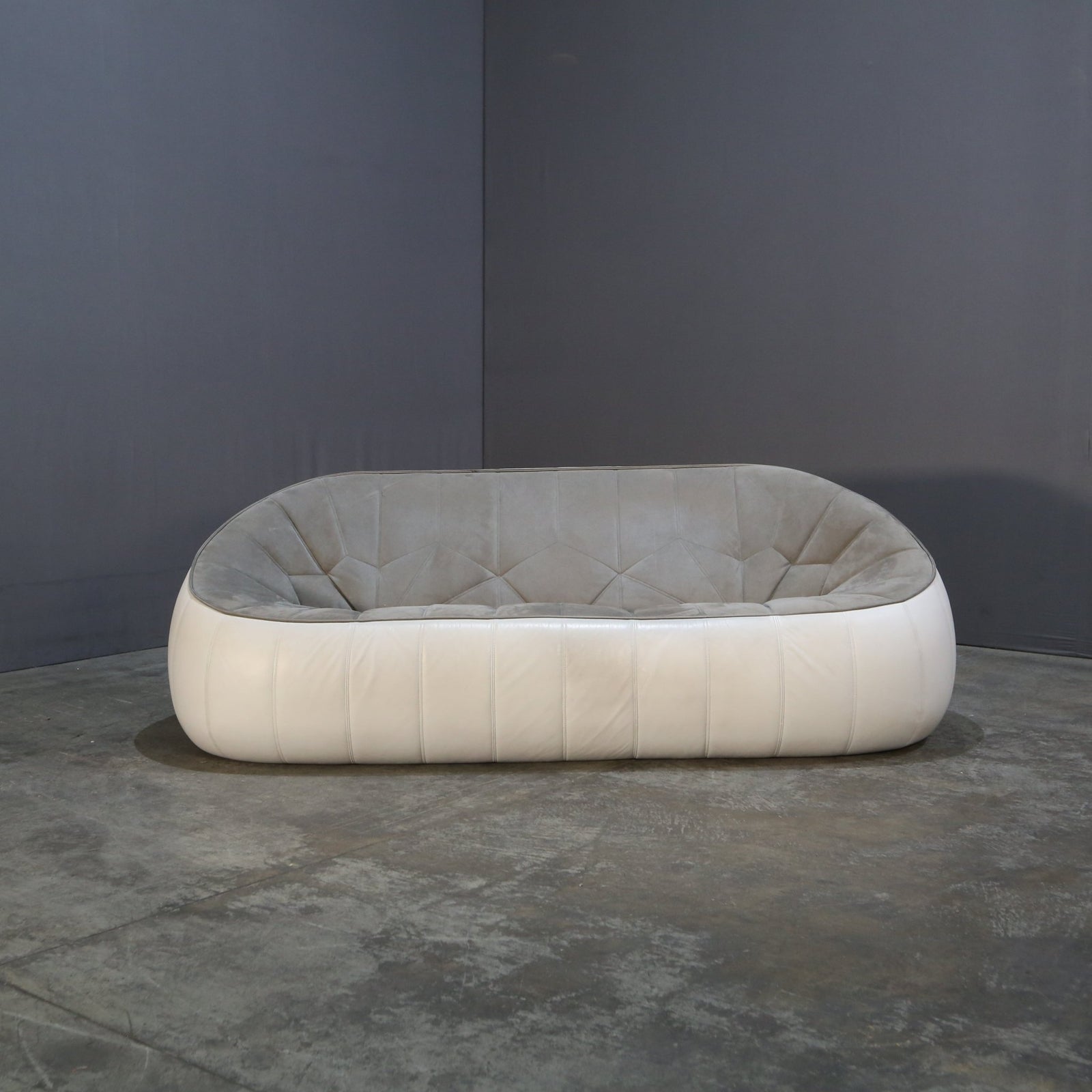 Ligne Roset Ottoman Settee by Noé Duchaufour - Lawrance @ REHAUS