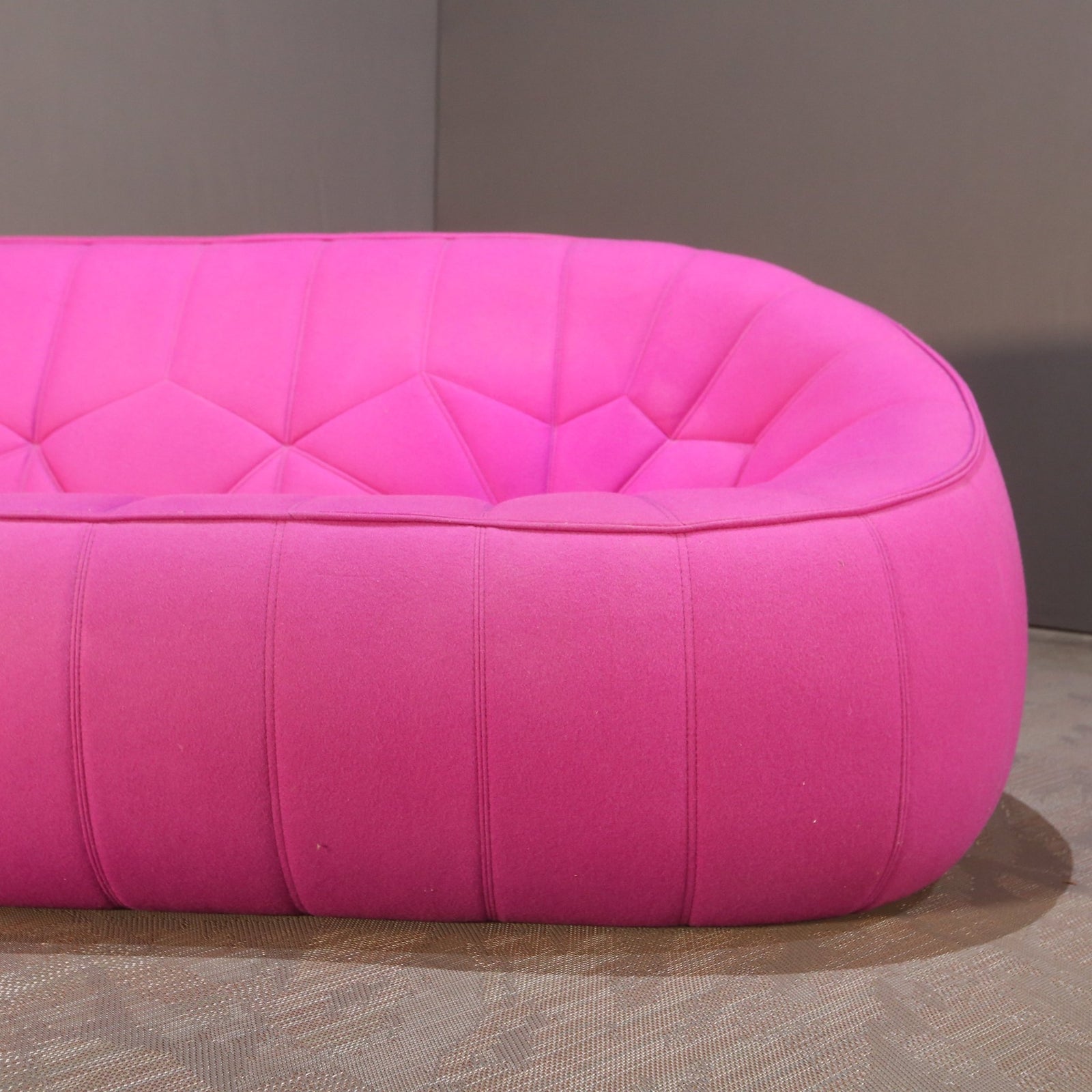 Ligne Roset Ottoman Settee by Noé Duchaufour - Lawrance @ REHAUS