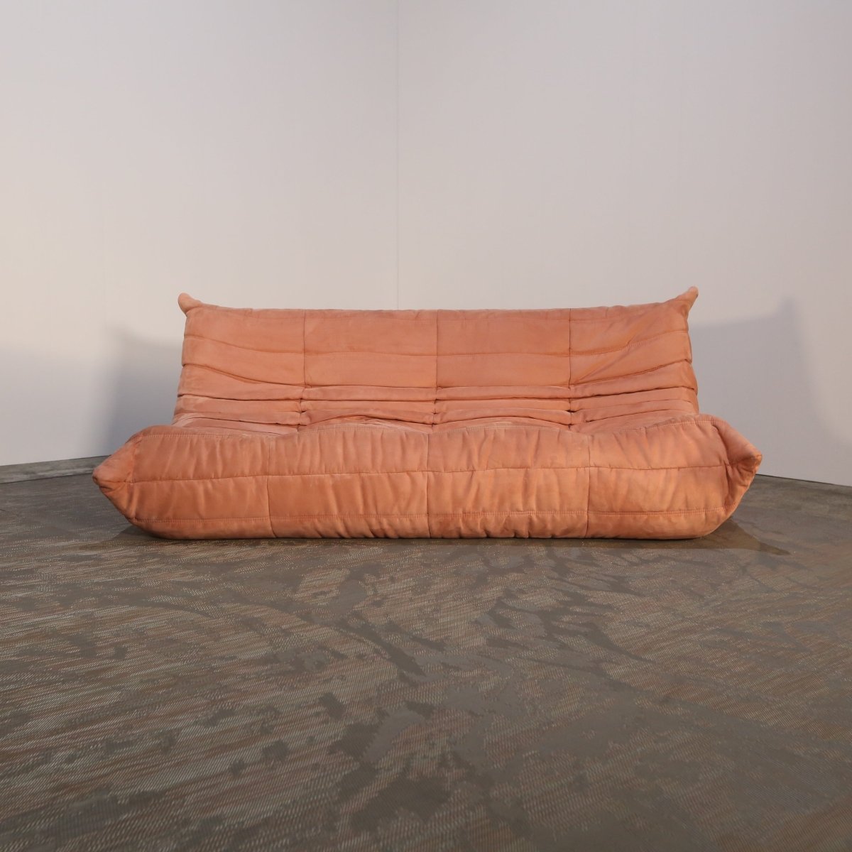 Ligne Roset Three Seater Togo by Michel Ducaroy @ REHAUS