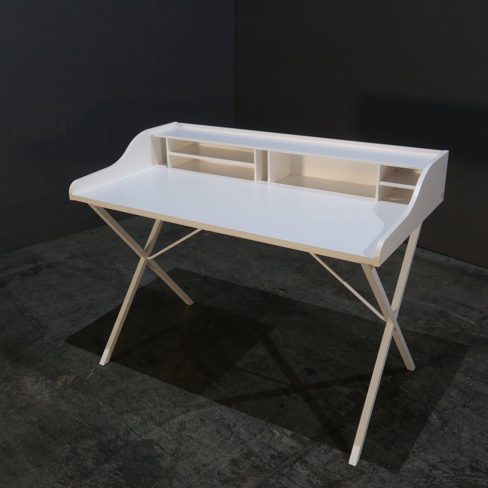 Ligne Roset Ursuline Desk by Pierre Paulin @ REHAUS