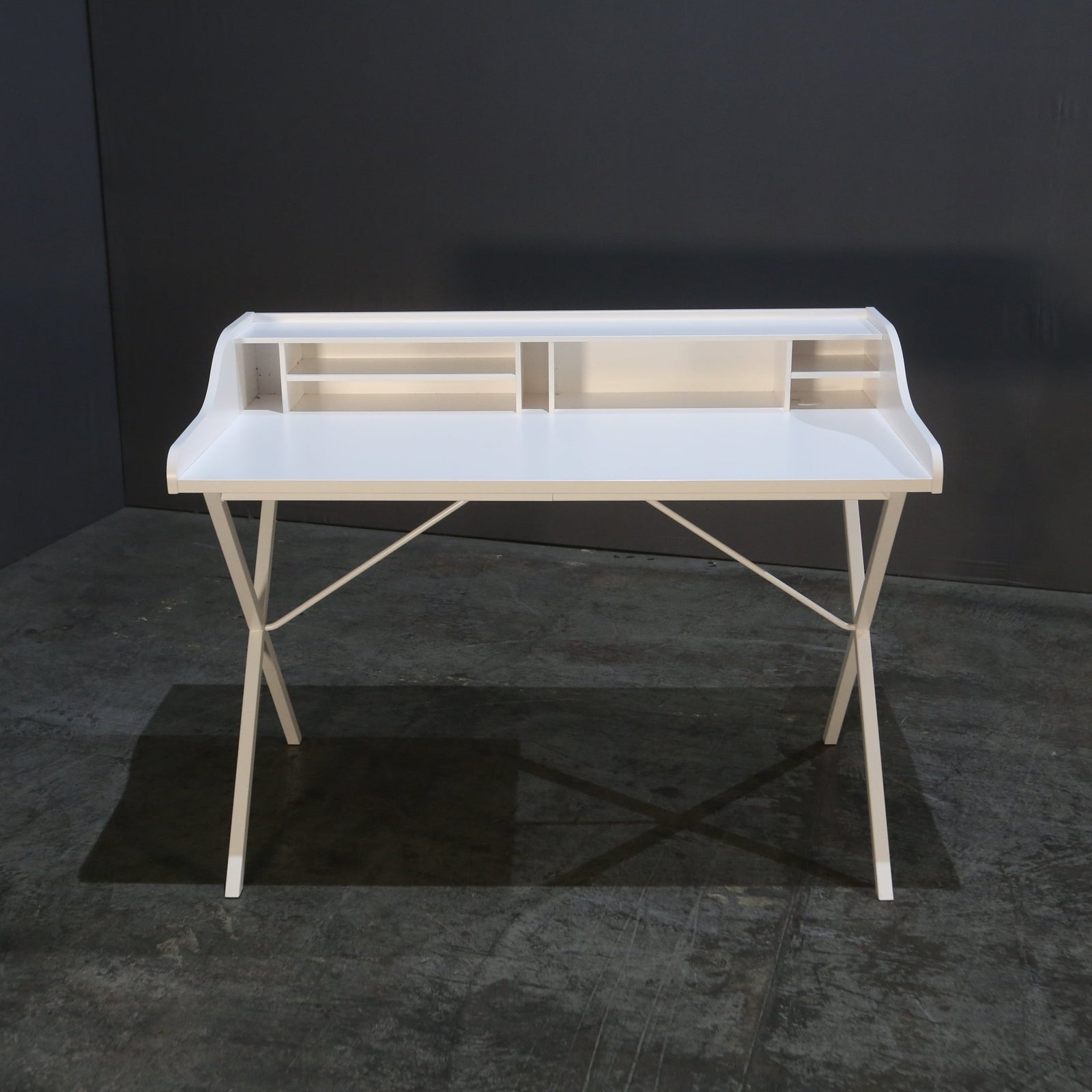 Ligne Roset Ursuline Desk by Pierre Paulin @ REHAUS
