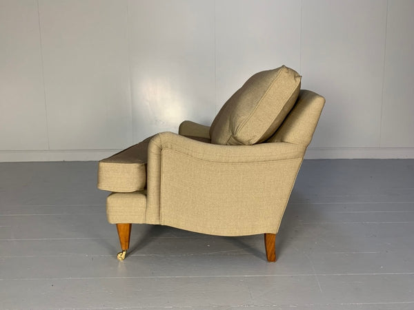 Linley 2.5 - Seat Howard - Design Sofa - In Woven Gold Fabric @ REHAUS