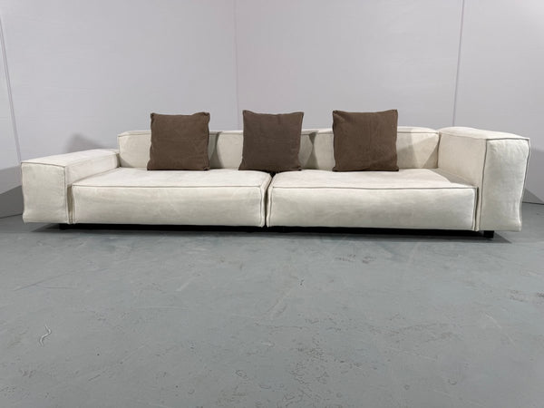 Living Divani NeoWall Sofa by Piero Lissoni @ REHAUS