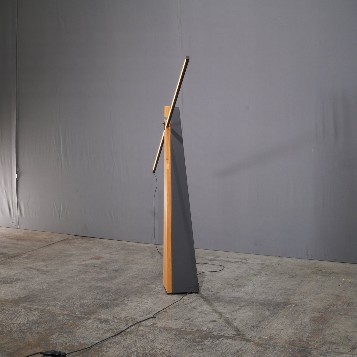 Lumen Center Astolfo Floor Lamp by Amedeo G. Cavalchini - REHAUS - Lumen Center