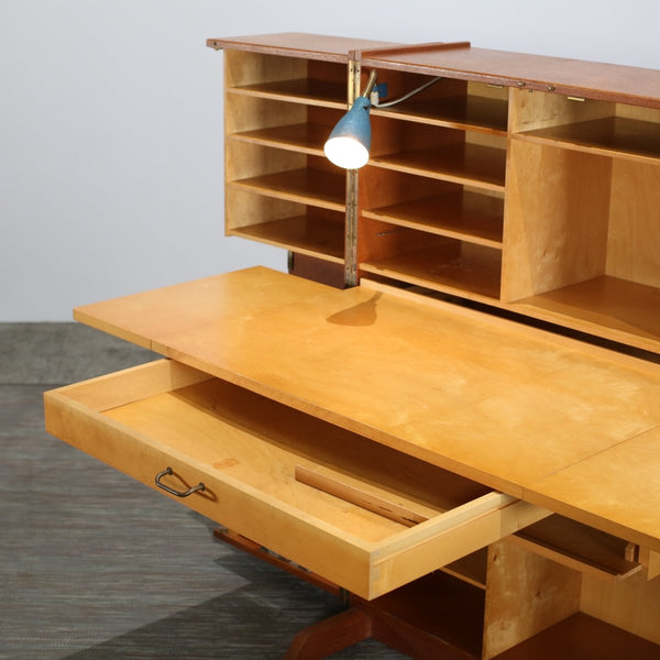 Magic Box Desk by Mummenthaler & Meier @ REHAUS