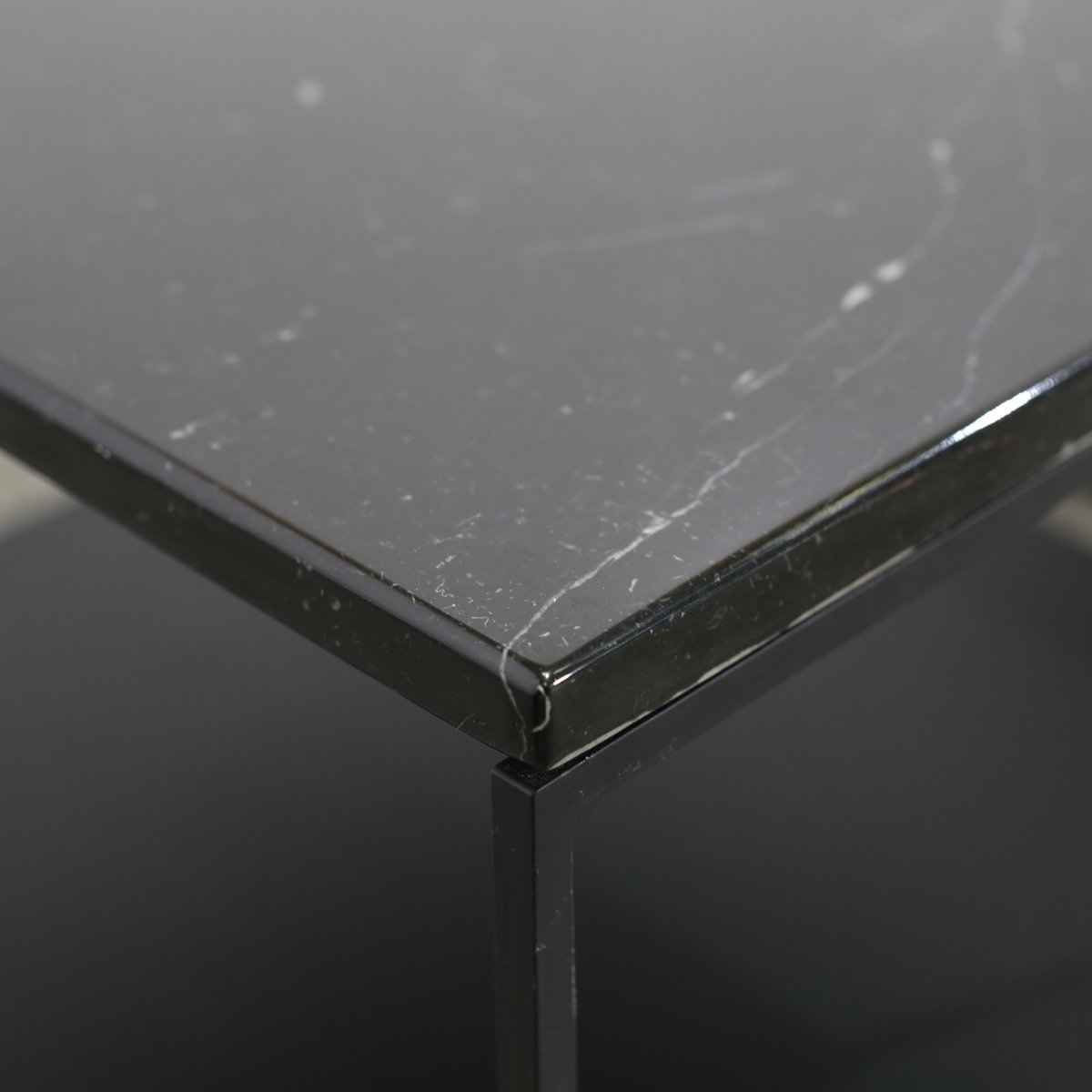 Marble Side Table by Minotti, Set of Two @ REHAUS