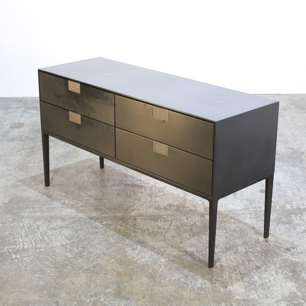 Maxalto Alcor Four Drawer Console Table by Antonio Citterio @ REHAUS