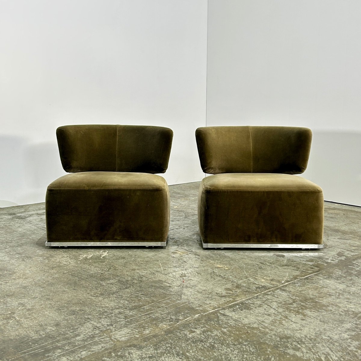 Maxalto Amoenus Soft Chairs, Set of Two @ REHAUS