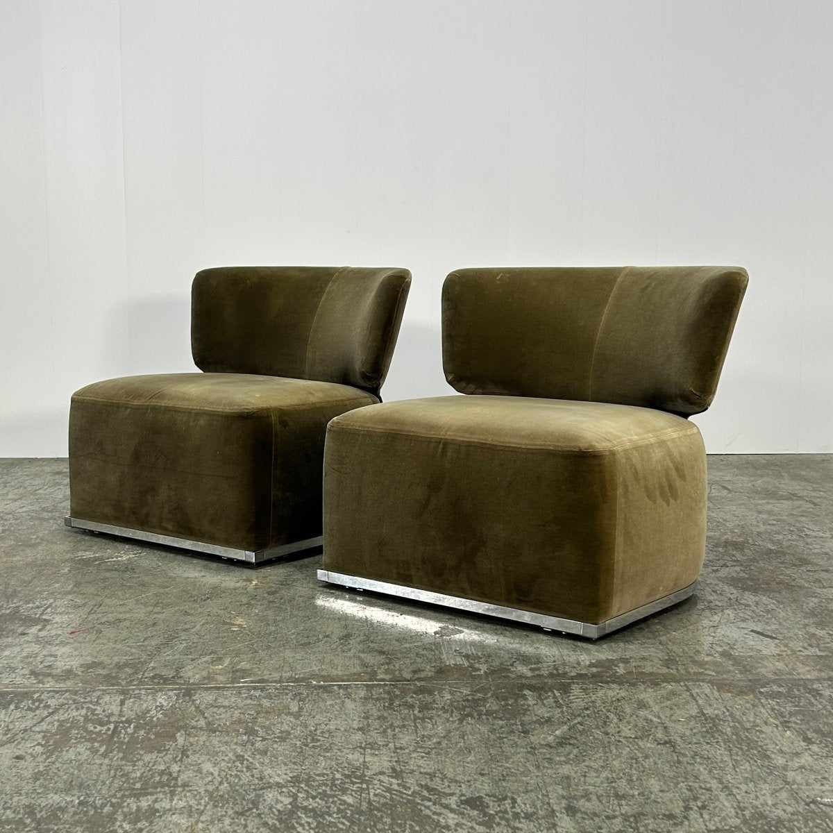Maxalto Amoenus Soft Chairs, Set of Two @ REHAUS