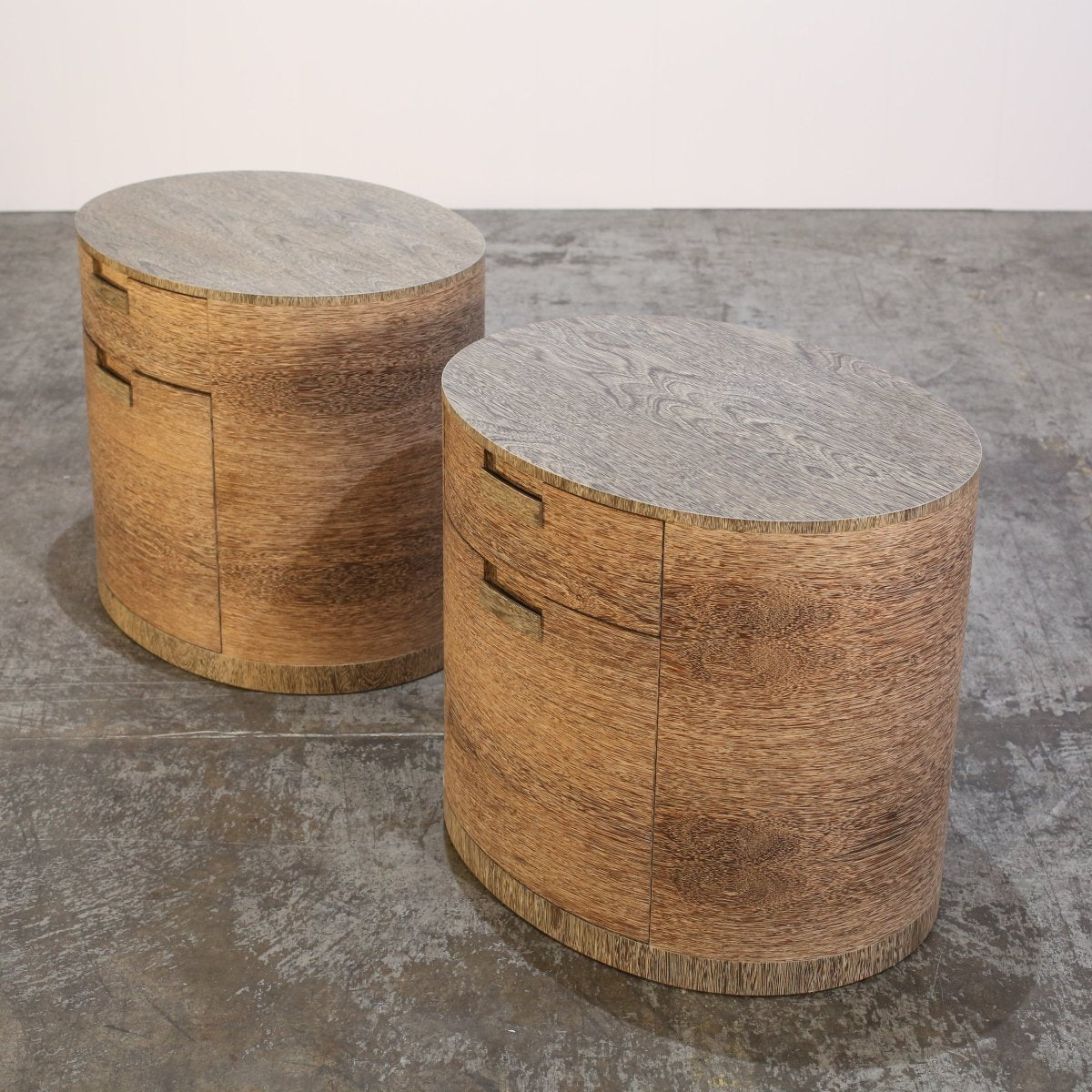 Maxalto Amphora Bedside Table by Antonio Citterio, Set of Two @ REHAUS