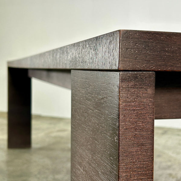 Maxalto Apta Dining Table by Antonio Citterio @ REHAUS