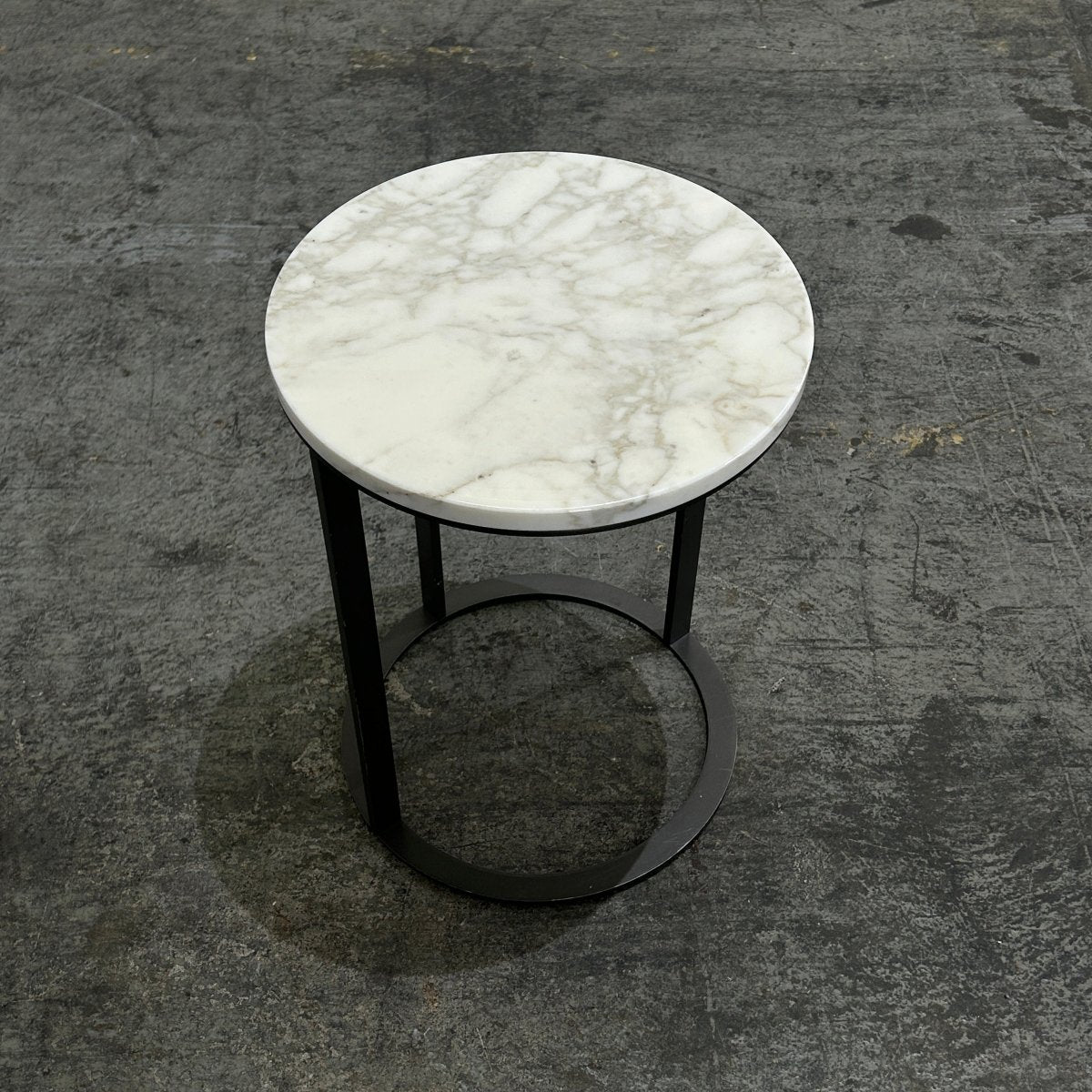 Maxalto B&B Italia Lithos Round Side Table by Antonio Citterio @ REHAUS