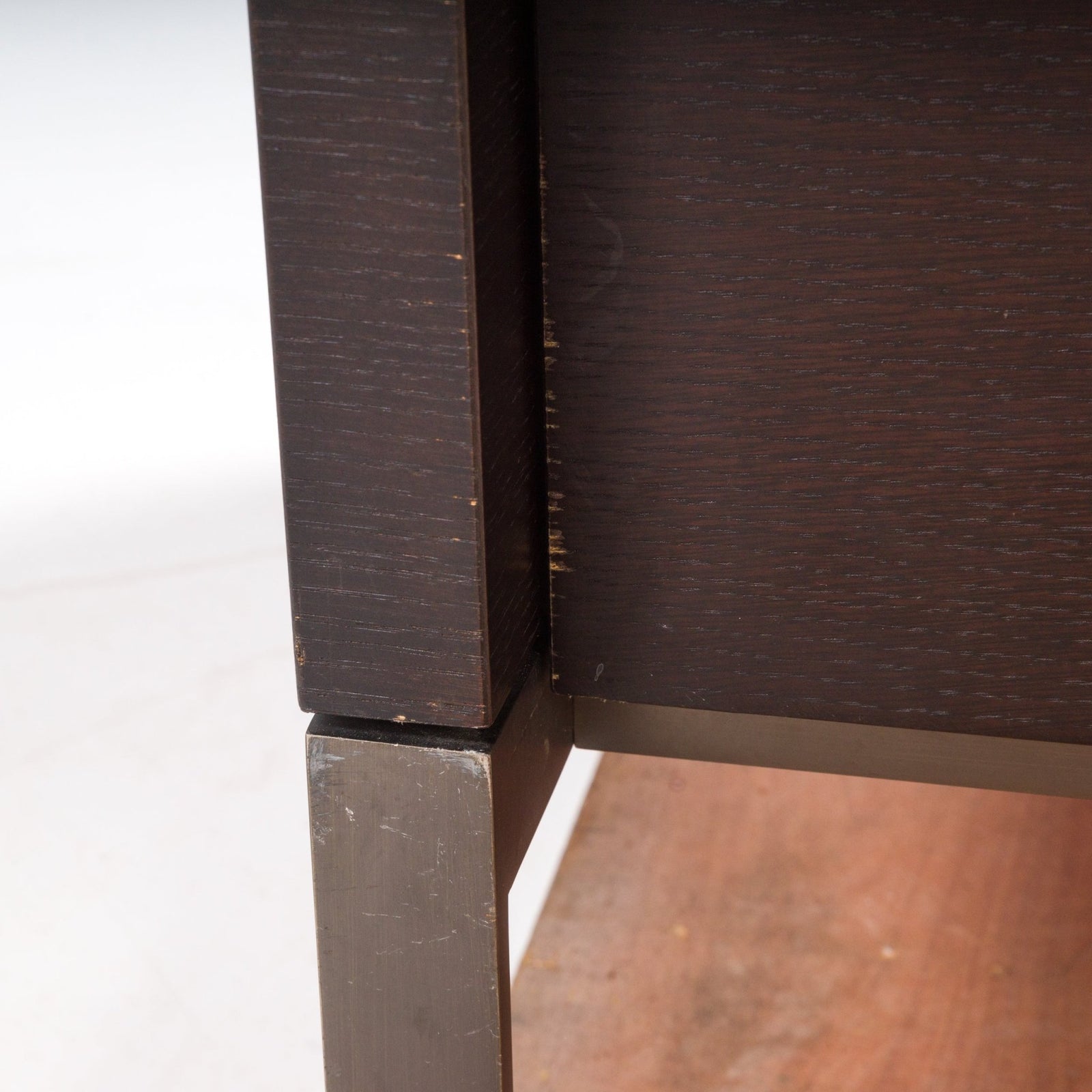 Maxalto B&B Italia Mida Dark Oak and Red Cabinet - REHAUS - Max Alto