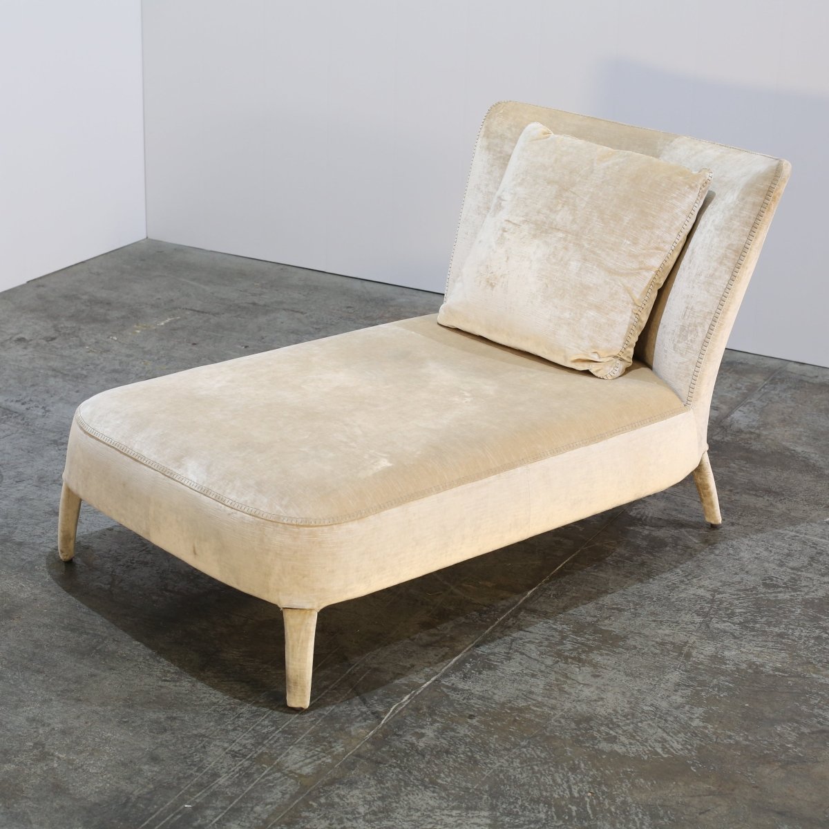 Maxalto Febo Chaise Longue by Antonio Citterio @ REHAUS