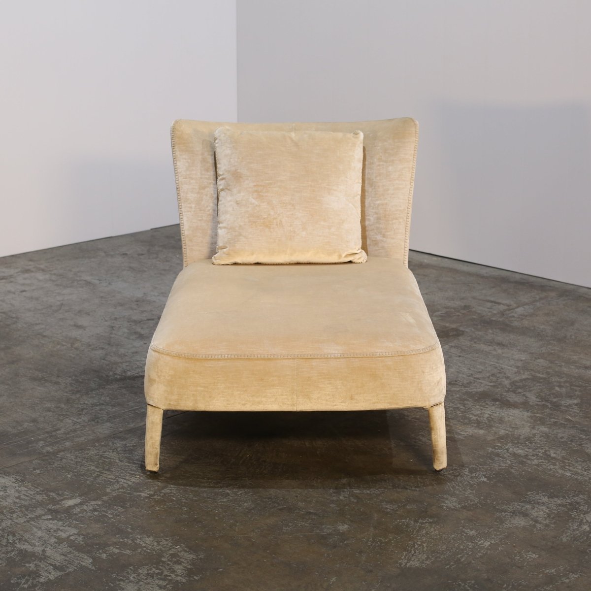 Maxalto Febo Chaise Longue by Antonio Citterio @ REHAUS