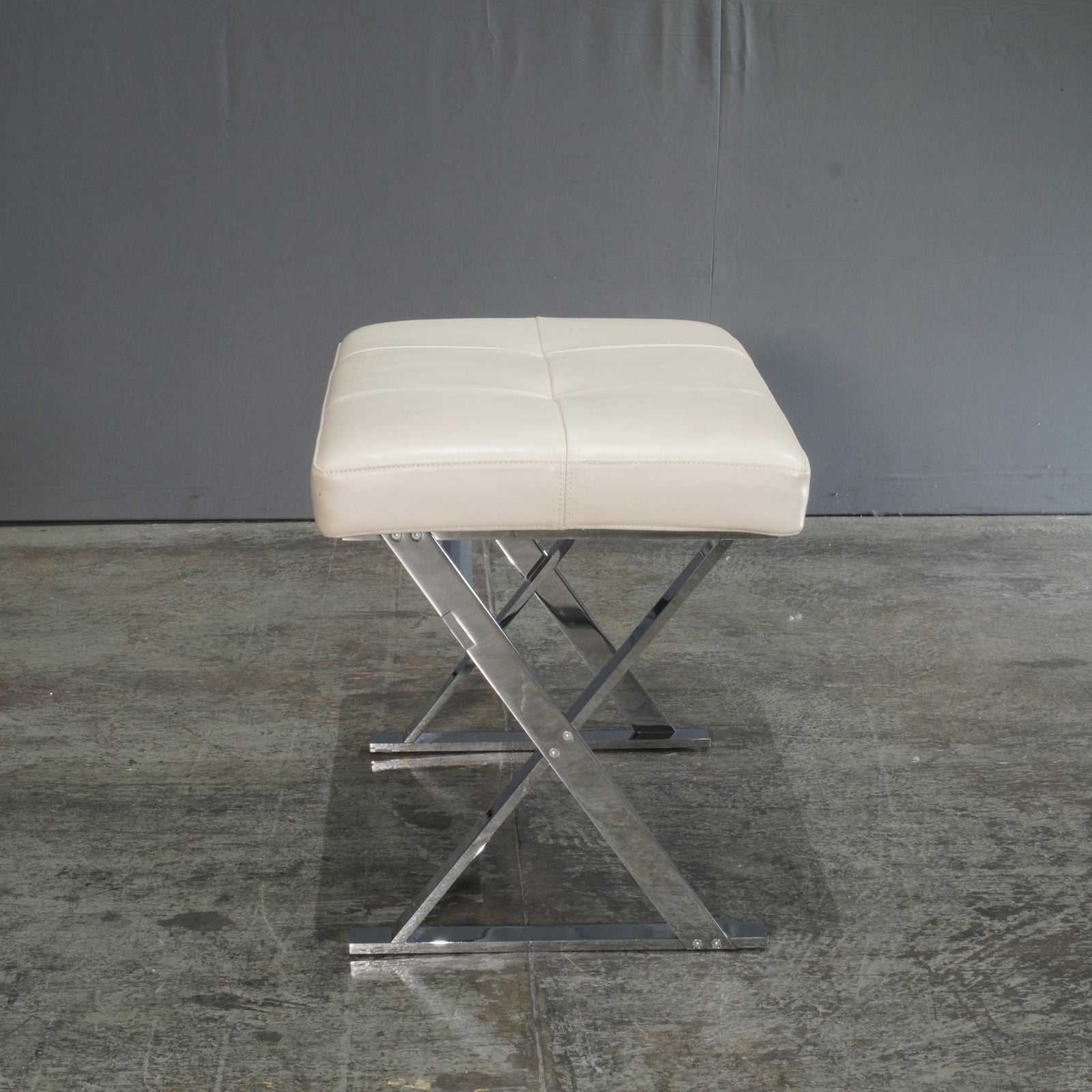 Maxalto Pathos Ottoman by Antonio Citterio @ REHAUS