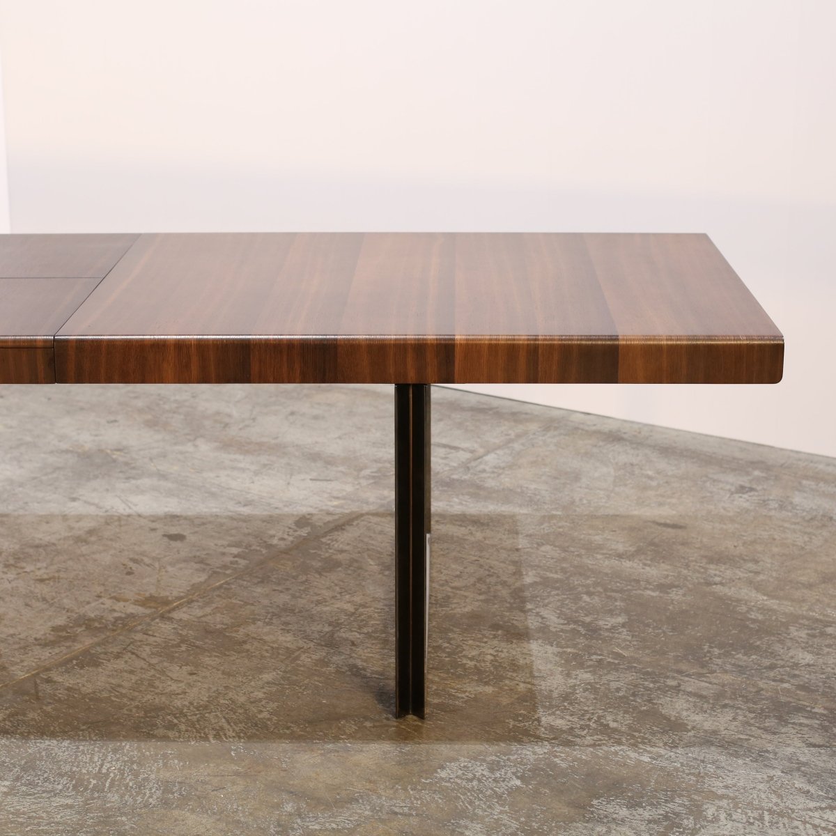 Maxalto Recipio Dining Table by Antonio Citterio @ REHAUS