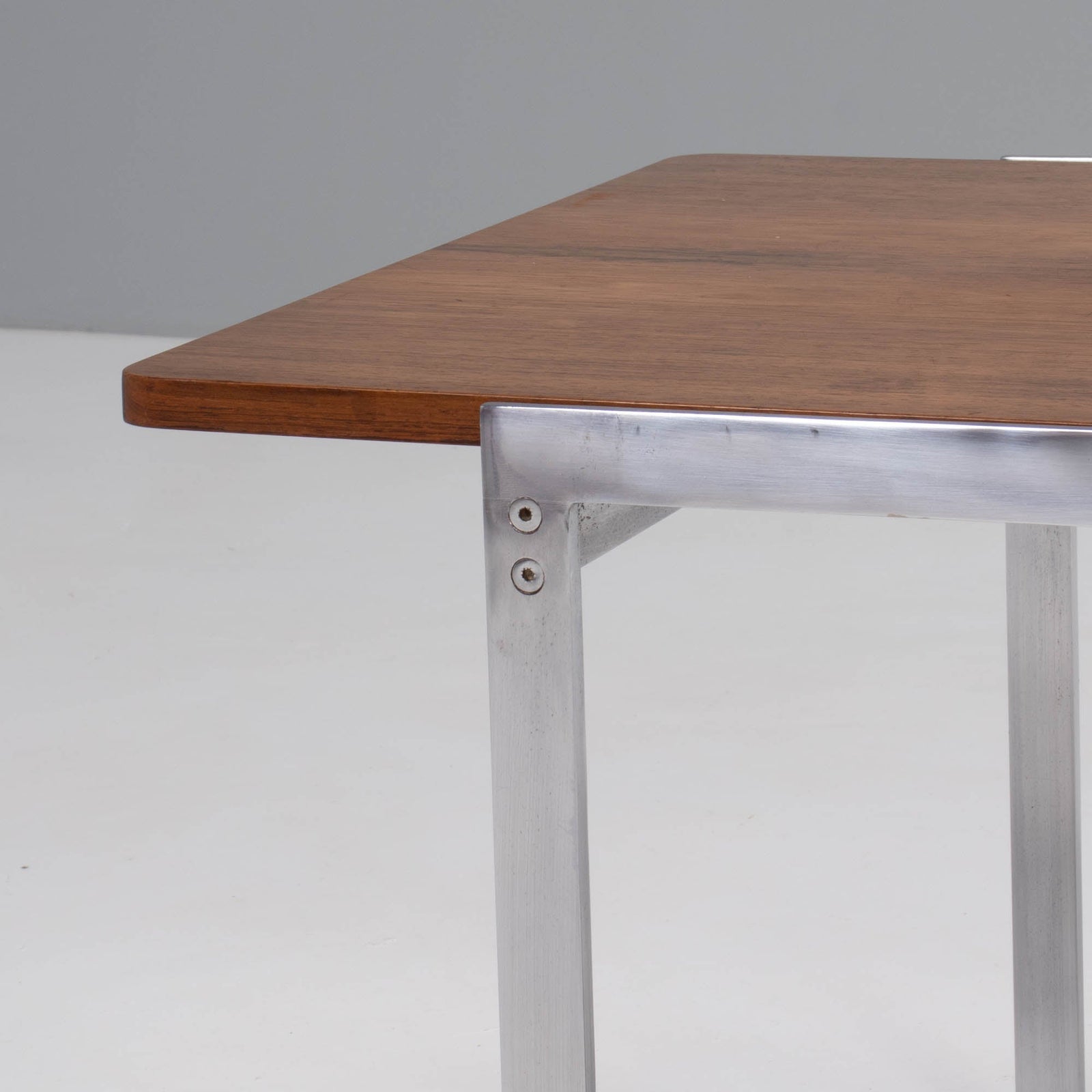 Mid Century Arne Jacobsen for Fritz Hansen 3051 Rosewood Coffee Table - REHAUS - arne jacobsen