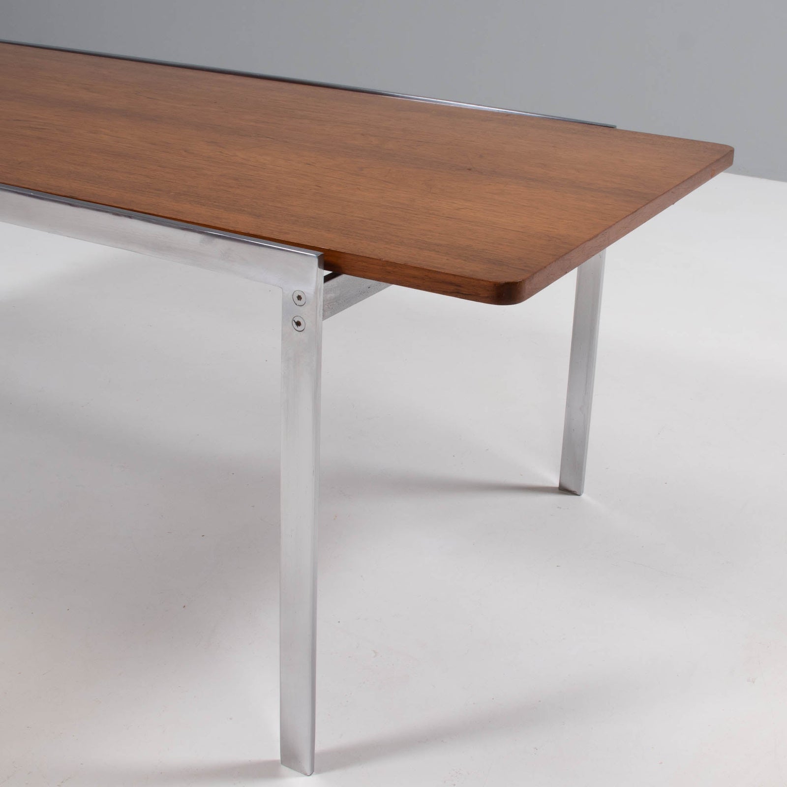 Mid Century Arne Jacobsen for Fritz Hansen 3051 Rosewood Coffee Table - REHAUS - arne jacobsen