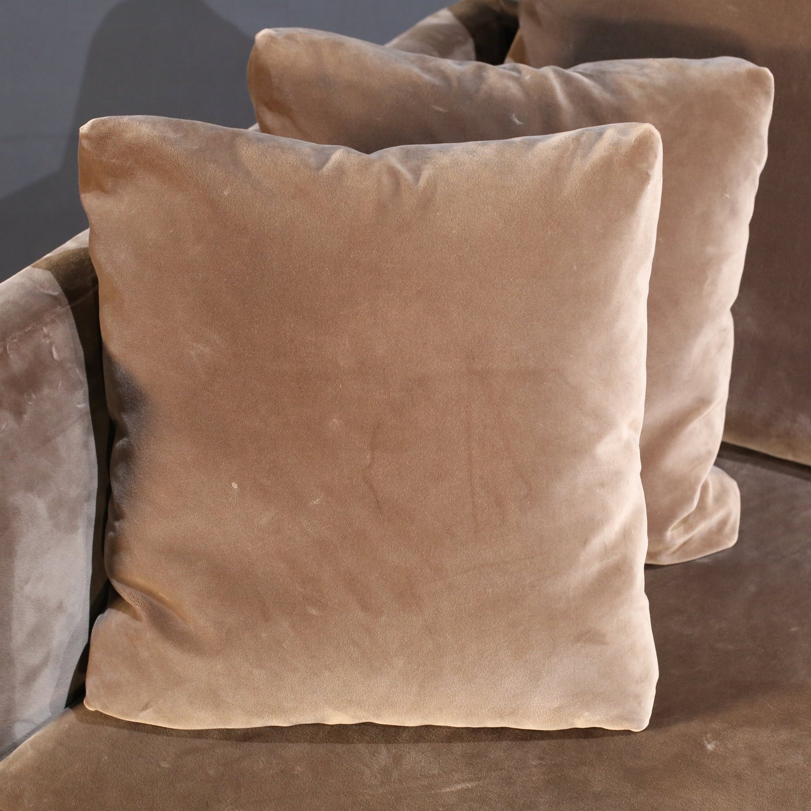 Minotti Andersen Six Seater Slim Sofa by Rodolfo Dordoni @ REHAUS