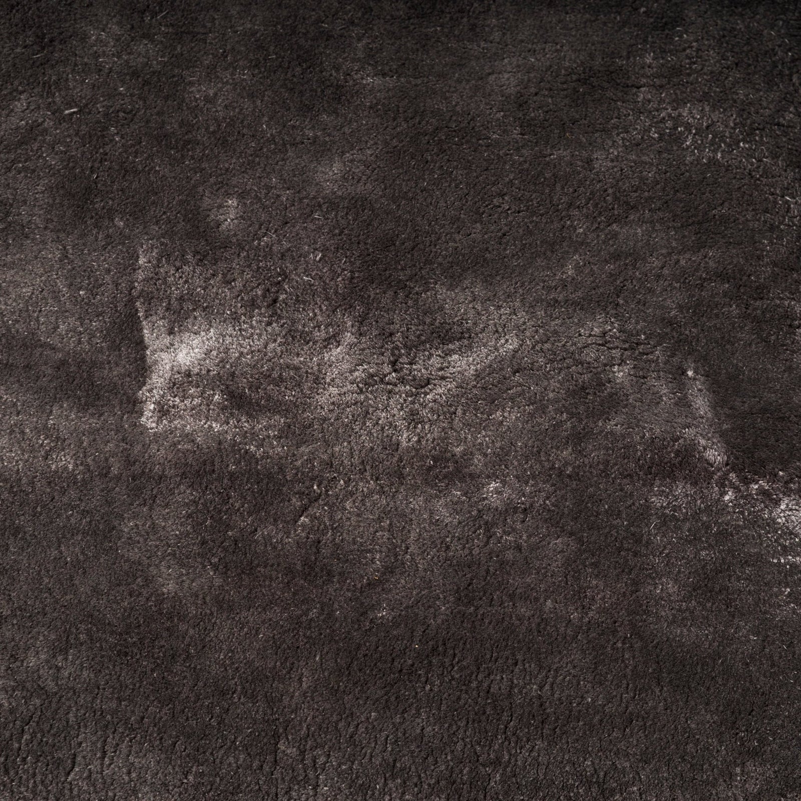 Minotti by Rodolfo Dordoni Grey Dibbets Rug, 300cm x 200cm - REHAUS - Rodolfo Dordoni