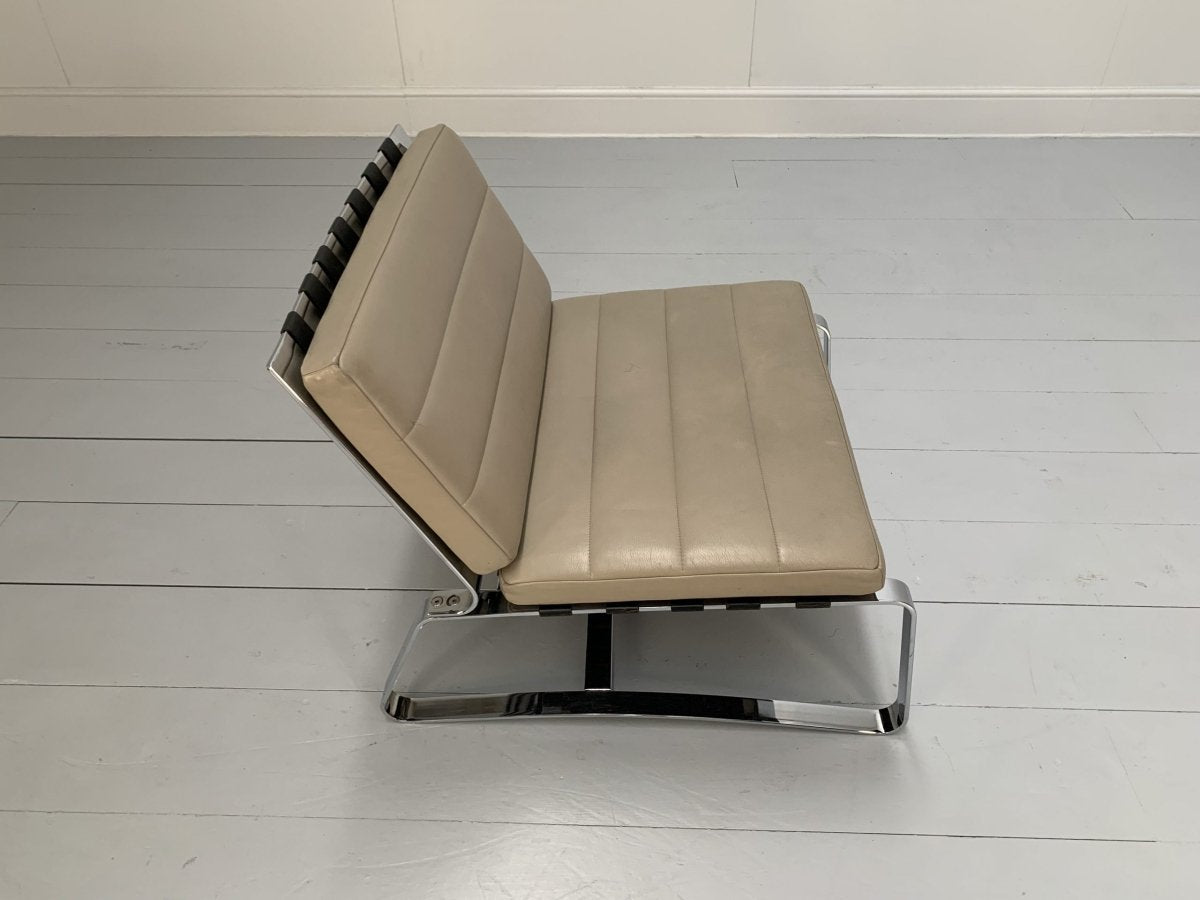Minotti Delaunay Armchair - In Pale - Brown Pelle Leather @ REHAUS