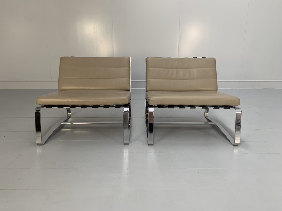 Minotti Delaunay Armchair in Pale - Brown Pelle Leather, Set of Two @ REHAUS