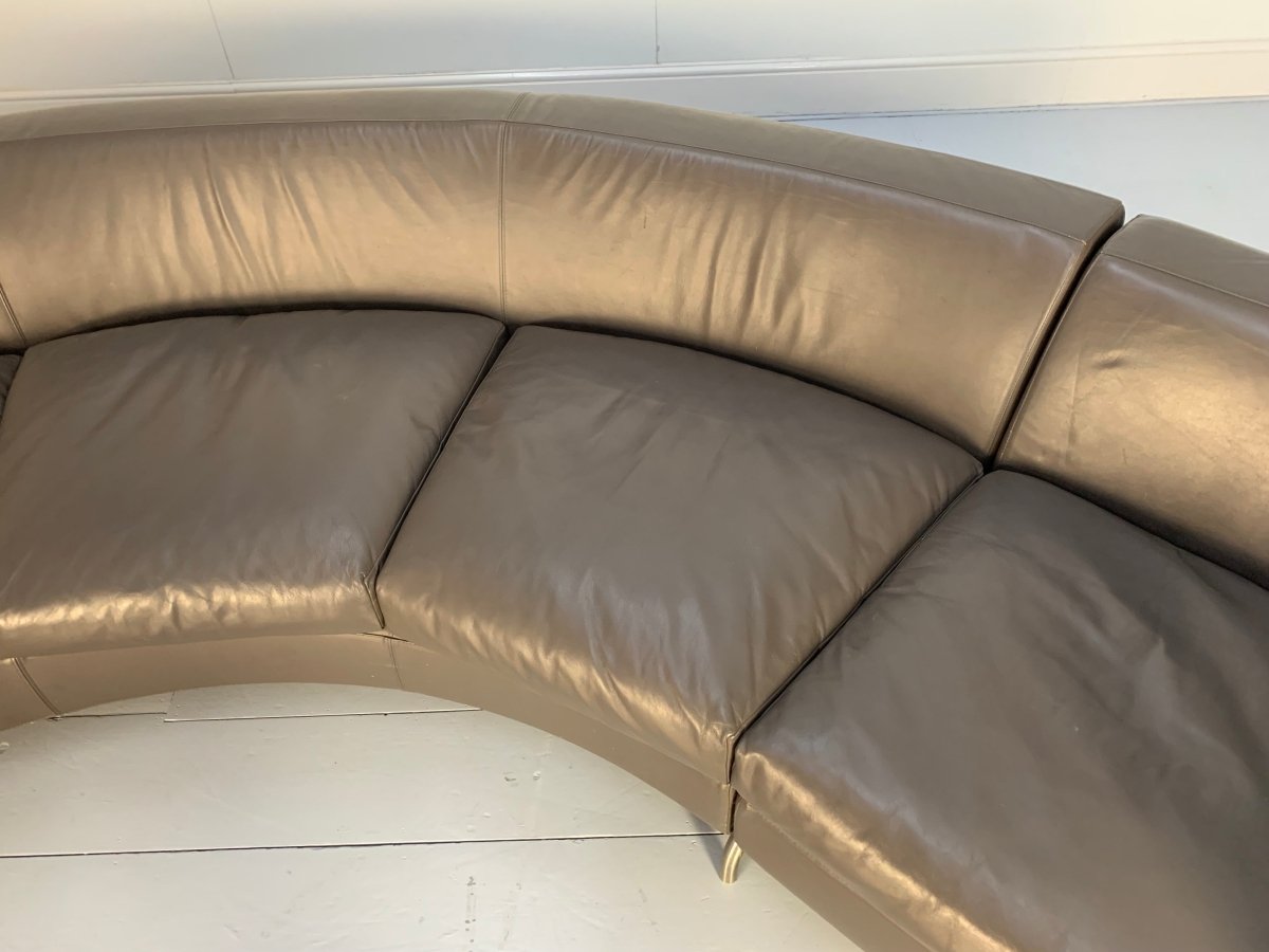 Minotti Dubuffet Curved Sofa - in Dark Grey Pelle Leather @ REHAUS