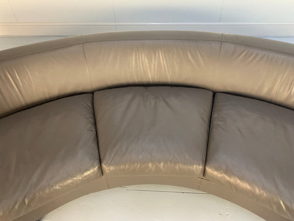 Minotti Dubuffet Curved Sofa - in Dark Grey Pelle Leather @ REHAUS