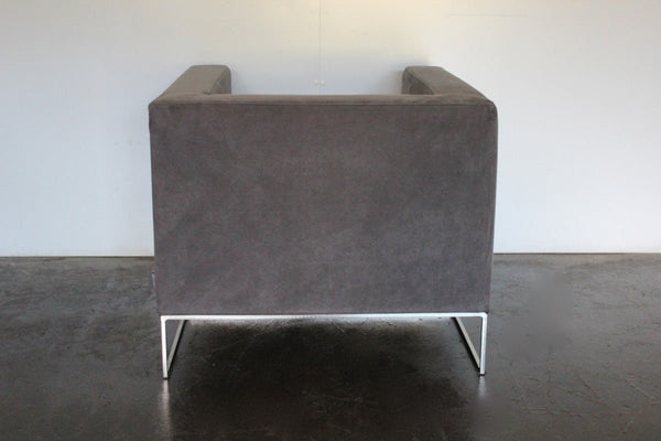 Minotti Klee Armchair in Grey Alcantara @ REHAUS