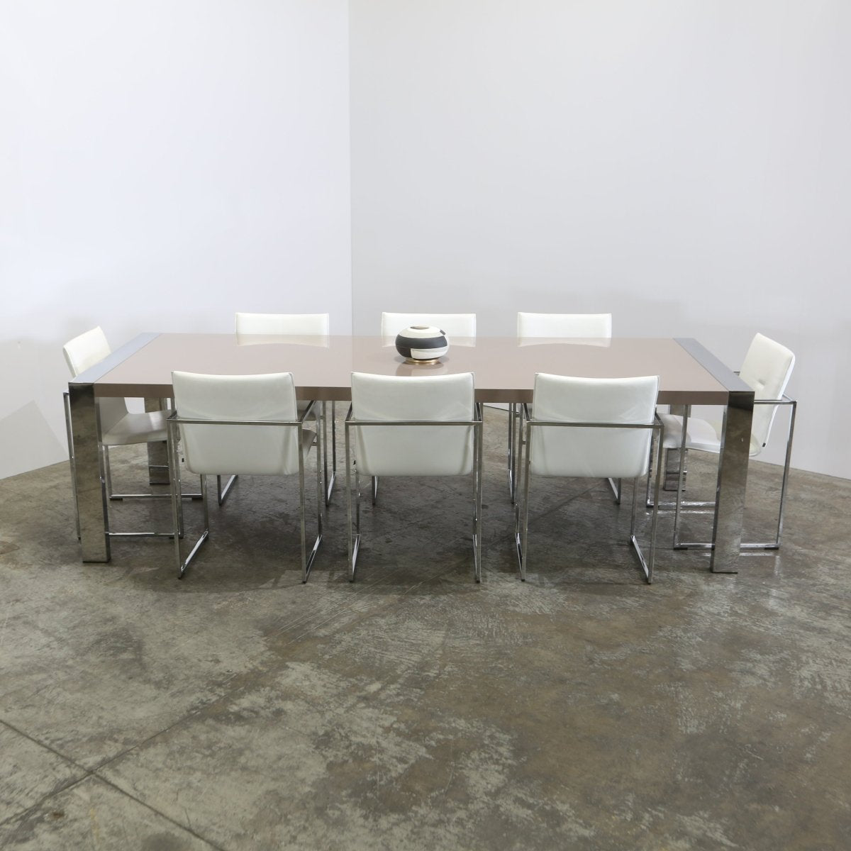 Minotti Lennon Dining Table @ REHAUS