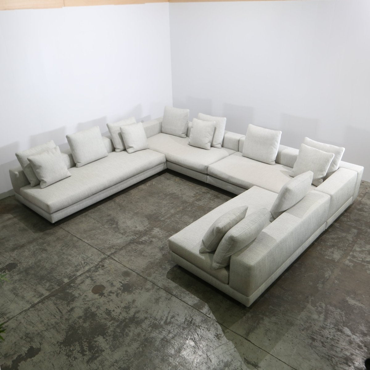 Minotti Light Grey Sectional Sofa @ REHAUS
