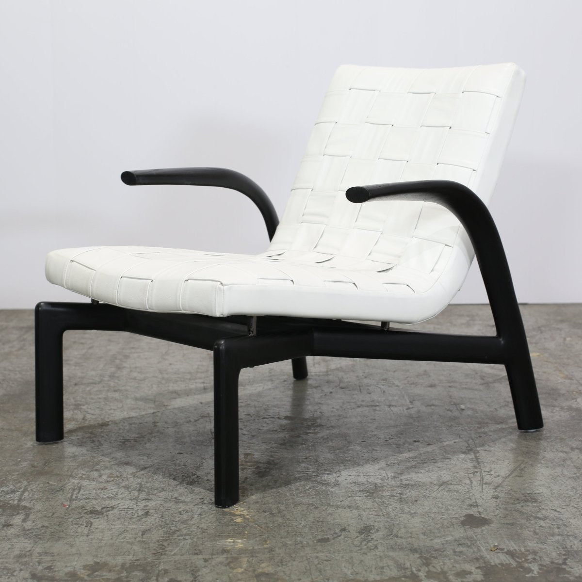 Minotti Pasmore Chair by Gordon Guillaumier @ REHAUS