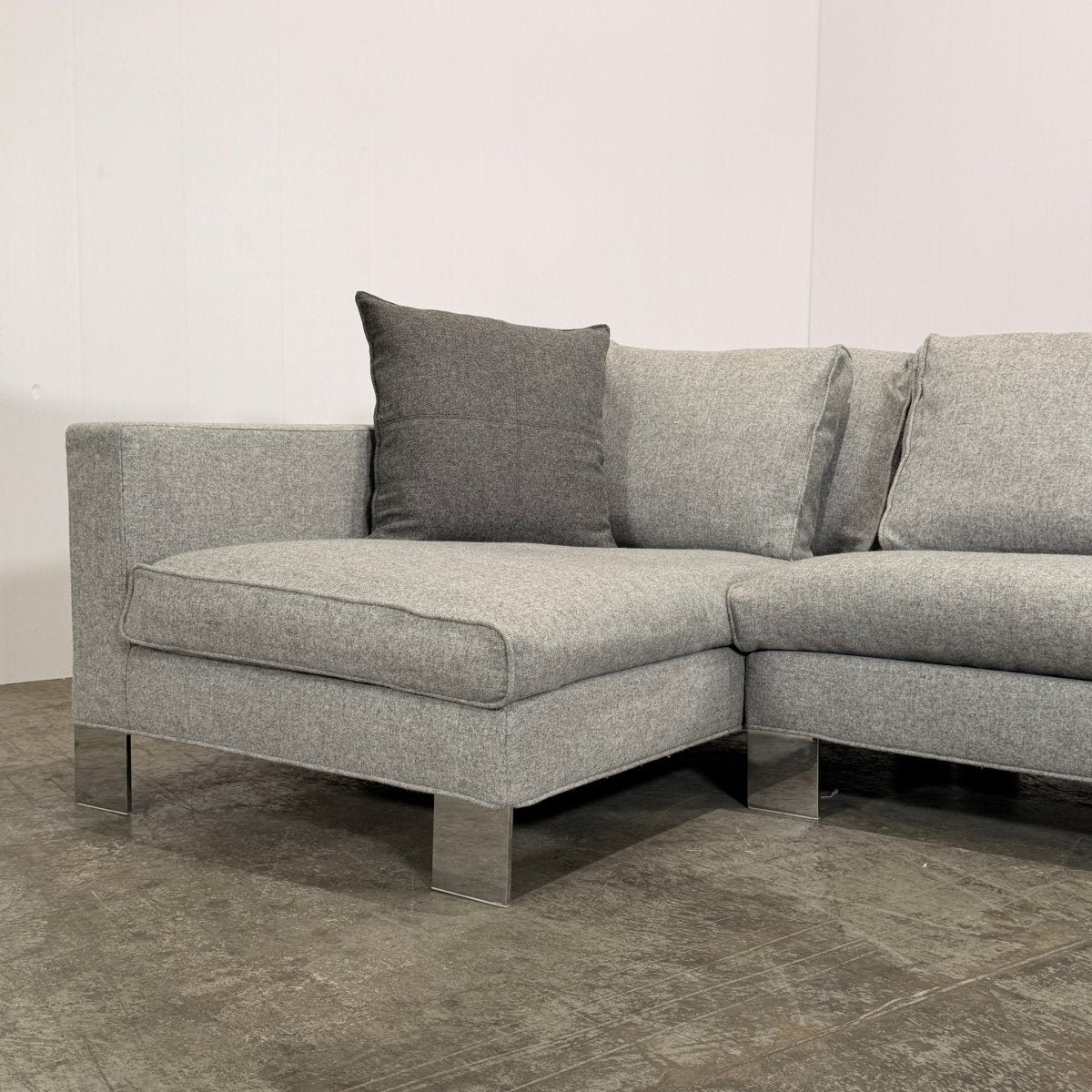 Minotti Pollock Corner Sofa by Rodolfo Dordoni @ REHAUS