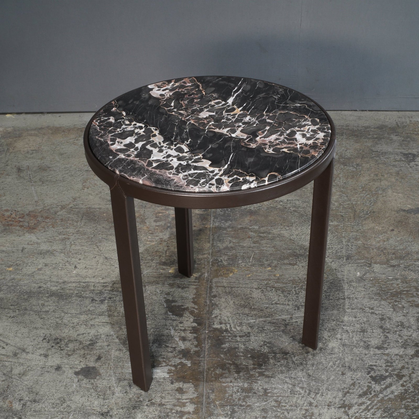 Minotti Riley Marble Coffee Table in Portoro by Rodolfo Dordoni @ REHAUS