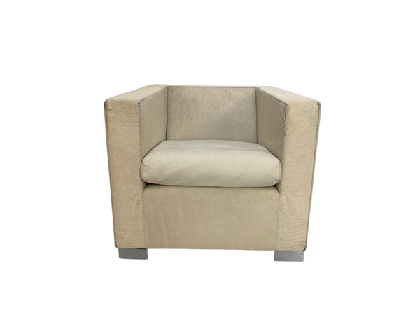 Minotti Suitcase Club Armchair - In Pony Skin & Pelle Leather @ REHAUS