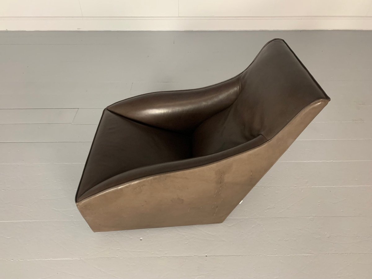 Molteni & C Doda Armchair - In Pale - Walnut Brown Leather @ REHAUS