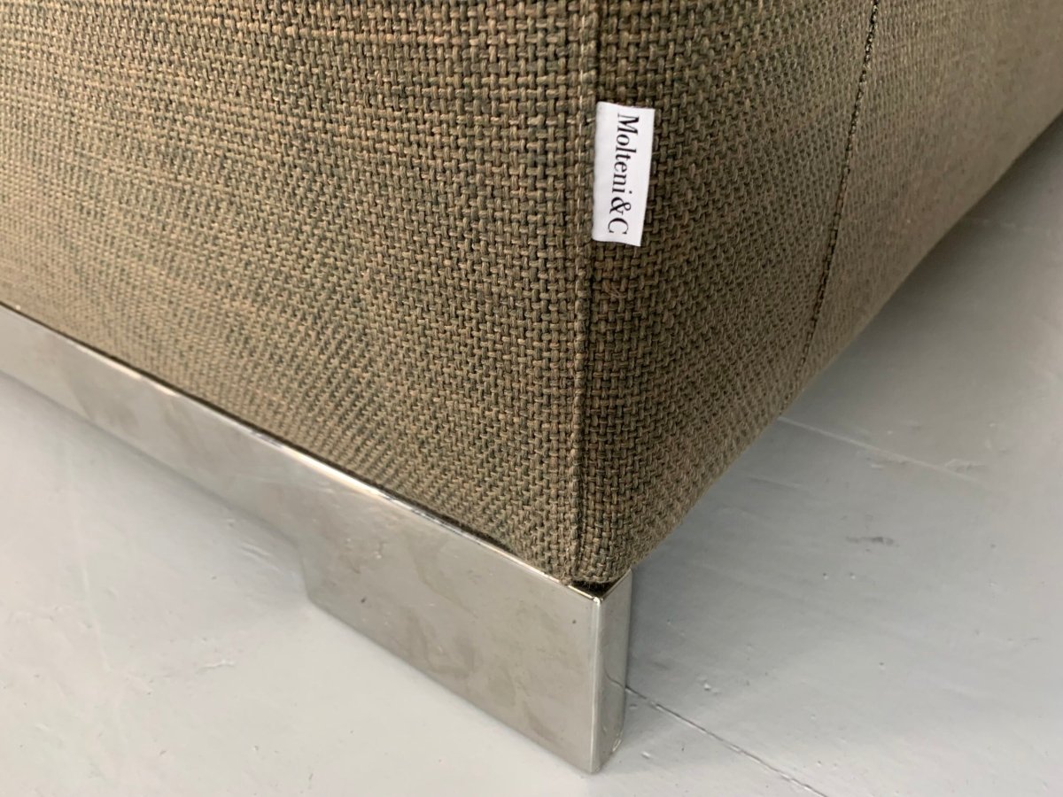 Molteni & C Reversi 2 - Seat Sofa - In Woven Linen @ REHAUS
